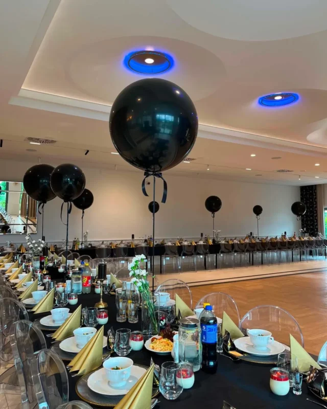 Wnętrze lub aranżacja przyjęcia w Restauracji Stenka