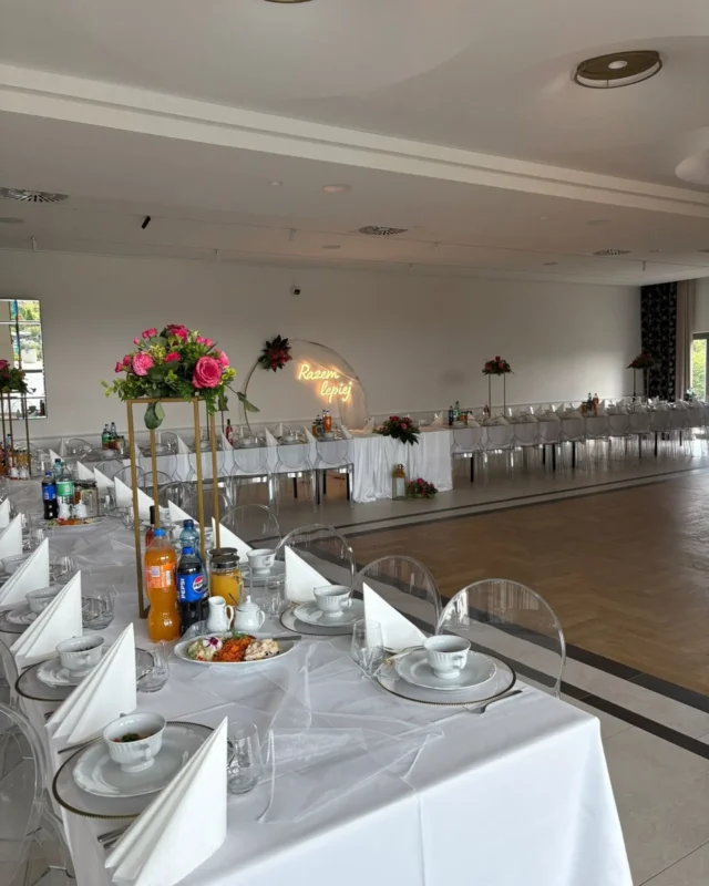 Wnętrze lub aranżacja przyjęcia w Restauracji Stenka