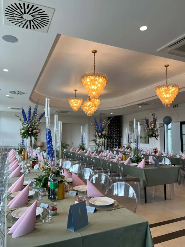 Wnętrze lub aranżacja przyjęcia w Restauracji Stenka
